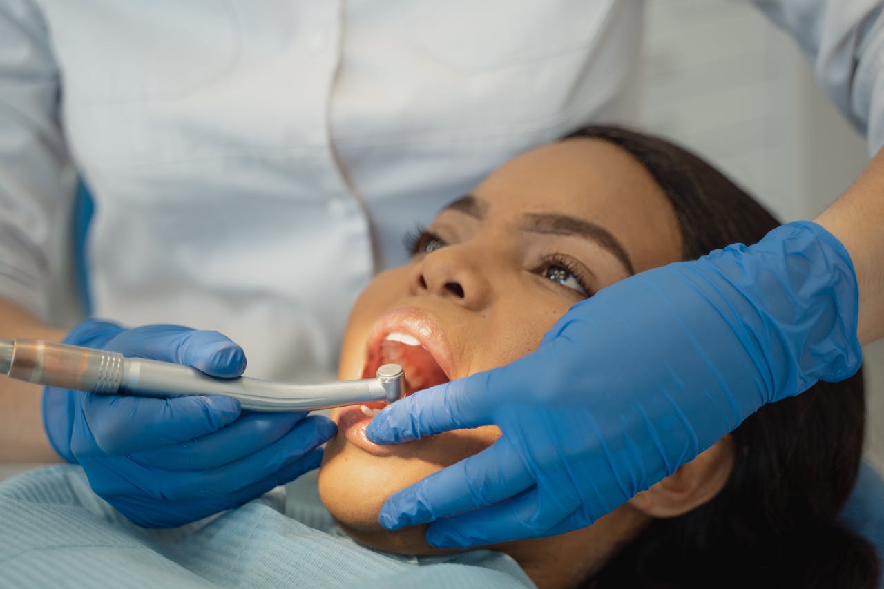 How Regular Teeth Cleaning Can Help Prevent Serious Dental Issues?